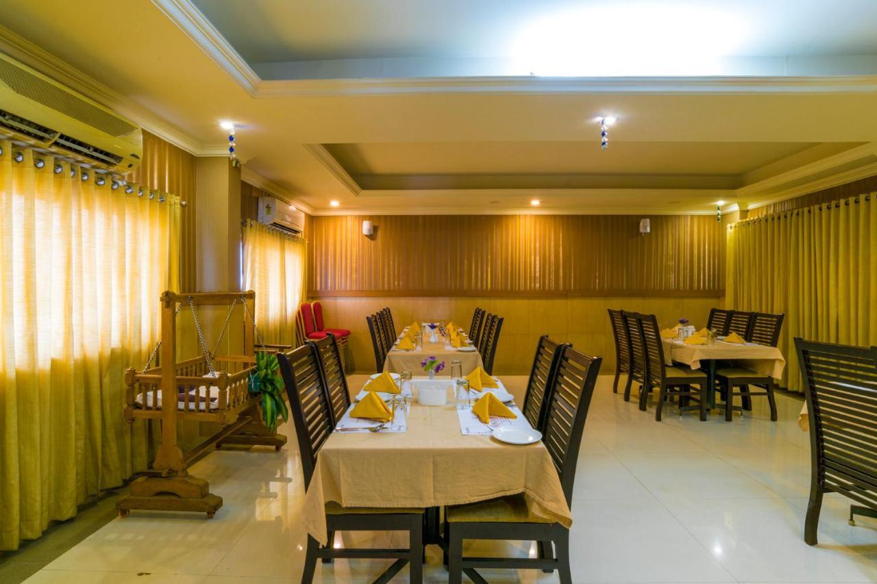 Hotel Sree Gokulam Residency Thrissur Exterior foto
