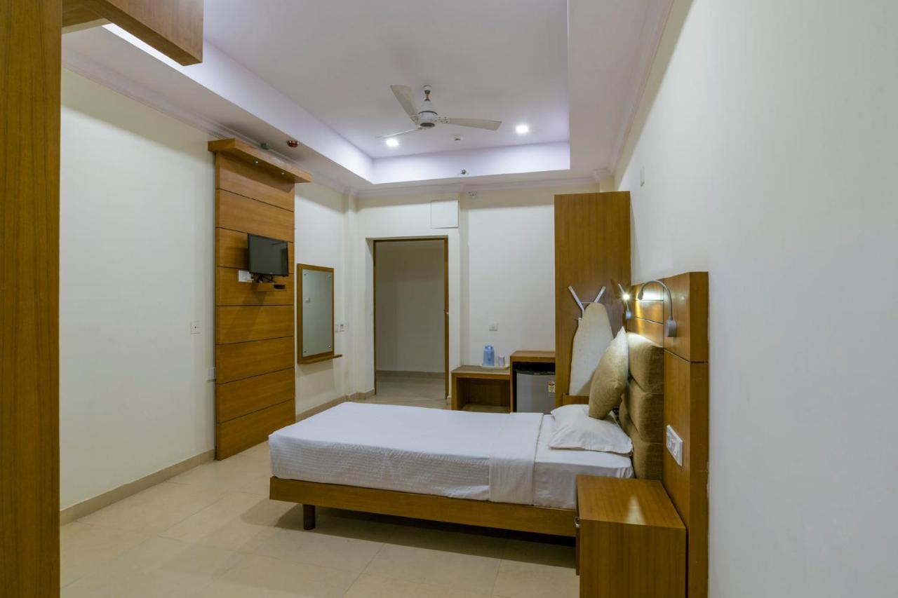Hotel Sree Gokulam Residency Thrissur Exterior foto